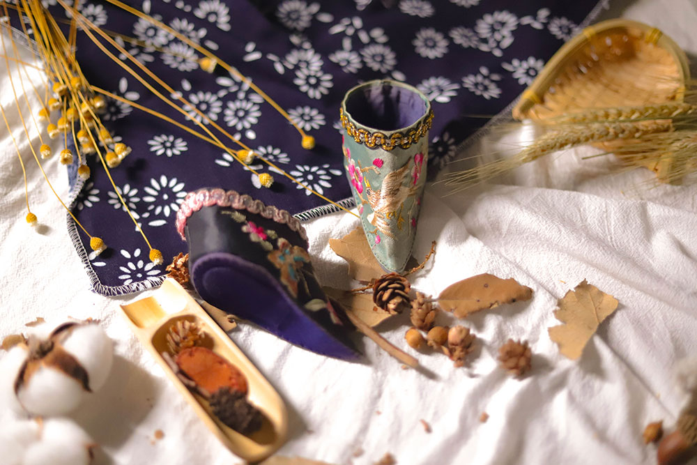 国产成人精品白浆久久69