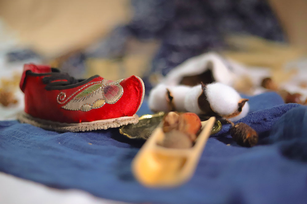 国产成人精品白浆久久69